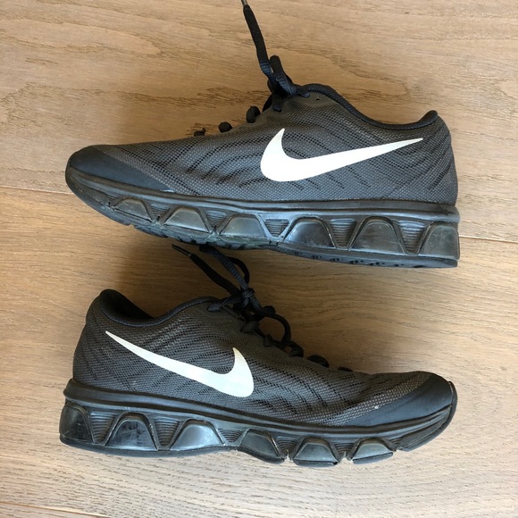 NIKE BLACK RUNNING SHOES - Picture 3 of 7
